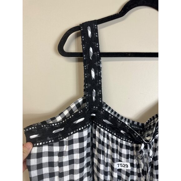 torrid size 4x guaze crochet lace trim ginger bread pattern  sweet heart necklin - Picture 3 of 9